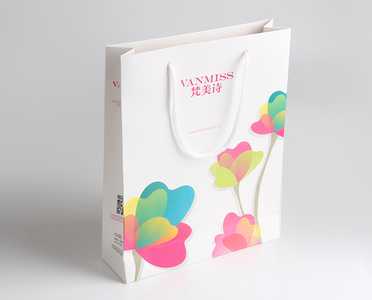 手提紙袋-廣州駿業(yè)包裝實(shí)業(yè)有限公司 手提紙袋