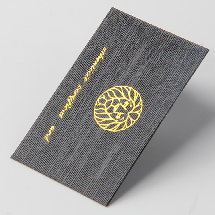 電子產(chǎn)品吊牌廠家給你介紹3種大小各自對應(yīng)的耳機(jī)吊牌 電子產(chǎn)品吊牌廠家給你介紹3種大小各自對應(yīng)的耳機(jī)吊牌